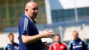 Тренер виктор онопко заявил о намерении прийти на смену станиславу черчесову на посту главного тренера сборной россии по футболу. M0aaktlcnd6wum