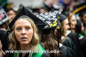 commencement spring2019 tw 30505