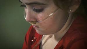 Elle Morris thanks her paediatrician in a video from November 2016