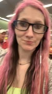 Kayla Hoff's Instagram, Twitter & Facebook