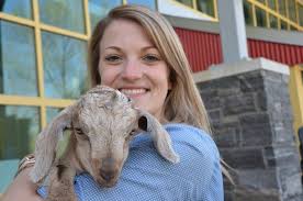 Molly Weidman's Instagram, Twitter & Facebook