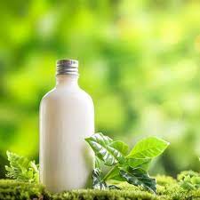 Nach einer kurzen einwirkzeit das selbsthergestellt haarshampoo gründlich mit lauwarmem wasser ausspülen. Shampoo Selber Machen Rezept Weiden Teebaumol Shampoo Gegen Schuppen Teebaumol Shampoo Schuppen Shampoo Shampoo Selber Machen Rezepte