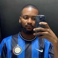 Kris Fox (@ItsKrisFox)