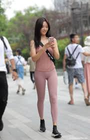 Asian Street Candid Cameltoe - Free cameltoe pictures
