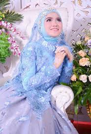 Tahapan make up wedding sunda siger hijab modifikasi by. Make Up Sederhana Mau Rhaisya Rias Pengantin Facebook