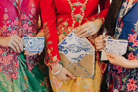 The baba and nyonya are descendants of the. Sarong Kebaya Wedding Cheap Online