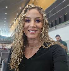 Katie Hammaker's Instagram, Twitter & Facebook