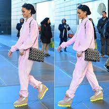 Rihanna In Sean John Pink Tracksuit Haus Of Rihanna Rihanna Outfits Pink Tracksuit Rihanna Style