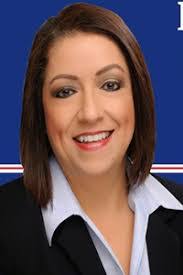 Debbie Rios's Instagram, Twitter & Facebook