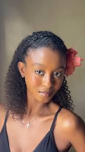 Florals for spring? Groundbreaking. 🌸, But seriously — our Air Dry Crème  in The One Signature scent is the spring refresh your strands have been  waiting for. With soft notes of magnolia and night ...