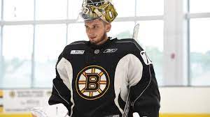 Daniel vladar will suit up on thursday night as jaroslav halak's backup. Vladar Je Zase Bliz Nhl Upsal Se Bostonu Na Dalsi Tri Roky Hokej Cz Web Ceskeho Hokeje