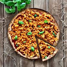 Baked macaroni and cheese, ingredients: Mac N Cheese Pizza By Thevegansix Quick Easy Recipe The Feedfeed