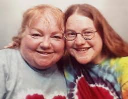 Carolyn Ivey's Instagram, Twitter & Facebook