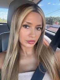 Kenneth Thibault's Instagram, Twitter & Facebook