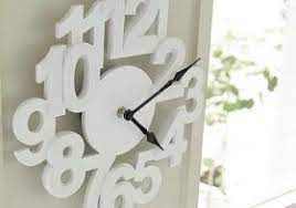 楽天市場 送料無料 おしゃれな壁掛け時計 pock おしゃれ 掛け時計 オシャレ 美しい 電波時計 カッコイイ 友達 新築祝い 掛け時計 結婚祝い 美容室 開店祝い プレゼント デザイン時計 優美 壁掛け時計 カフェインテリア ウッドフレーム ネイビー お洒落 掛け時計 北欧