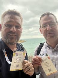 Leanne Ferreira's Instagram, Twitter & Facebook