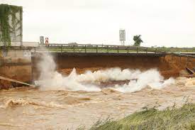 Weitere ideen zu hochwasser, hochwasserschutz, wasser. P9pr0aosjezjvm
