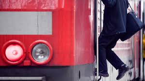 1 day ago · der deutsche bahn steht ein längerer streik bevor: Deutsche Bahn Lokfuhrer Kundigen Streik An Tagesschau De