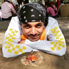 Free app for tracking carbs and calories?