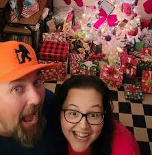 Ran great until last month and now is parked. Won't start, possibly  electrical. Relocating and no time to fix.Tagged until February 2026,  heated leather seats, A/C and lots of room for hauling