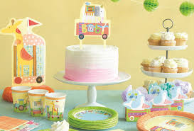 Cute and unique baby shower centerpieces can add a big burst of pizzazz to the we have come up with a list of cute baby shower table decorations to get your creative juices flowing. The Best Baby Shower Decoration Ideas