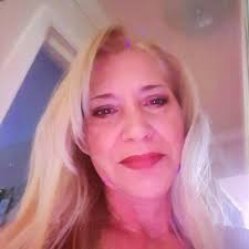 The Parkersburg News and Sentinel Memorials and Obituaries