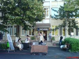 Ca dovada a entuaziasmului lor stau desenele si posterele pregatite de acestia, ai caror castigatori ii si munca lor o puteti admira in cele ce urmeaza. Colegiul NaÅ£ional Mihai Viteazul Slobozia Ora De Religie
