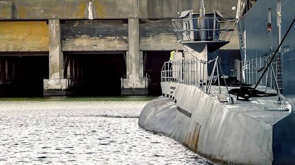 Das Boot“ returns to the harbor of La Rochelle | Bavaria Fiction GmbH