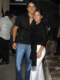 Riesige auswahl an cds, vinyl und mp3s. Luis Fonsi And Adamari Lopez Famousfix Com Post