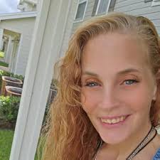 New Revised Sixth and Seventh Books of Moses and the Magical Uses of the  Psalms: Gonzalez-Wippler, Migene: 9780942272024: Books