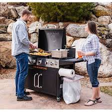 If you're fan of blackstone griddles then this blackstone gas griddle reviews complete buying guide will help you to choose the right one for you. Amazon Com Blackstone Range Top Combo With Bonus Fryer Appliances
