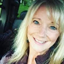 Tami Webster's Instagram, Twitter & Facebook