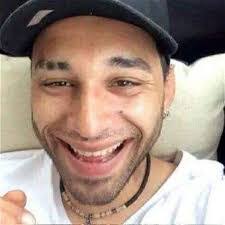 Angel Luis's Instagram, Twitter & Facebook