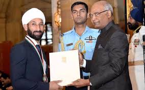 Punia along with vinesh phogat was recommended by the wrestling federation of india for the prestigious award. President Kovind Confers Khel Ratna To Devendra Jhajharia Sardar Singh Sports News
