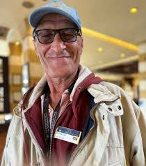 Mona Goss's Instagram, Twitter & Facebook