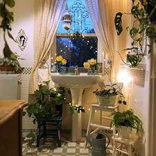 フレッシュに華やかさを演出 トイレでの観葉植物の飾り方 インテリア インテリア 実例 インテリア 収納
