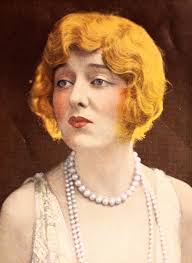 Peggy Hopkins's Instagram, Twitter & Facebook