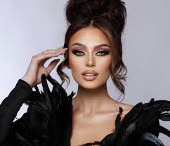 Nueva Miss EEUU tiene origen venezolano