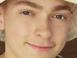 Fundraiser by Kerry Mason : Help with costs