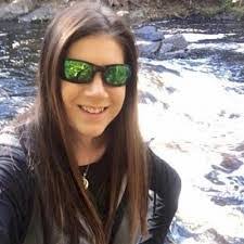 Amanda Hodgson's Instagram, Twitter & Facebook