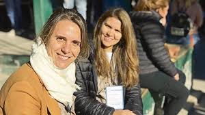 Marcelo alberto bonelli (buenos aires, 8 de octubre de 1955) es un periodista económico argentino. Caras Barbara Bonelli Cuenta Como Se Combate La Pandemia En Los Sectores Mas Vulnerable