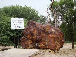 El fenómeno se produjo este sábado a las 16.44. Campo Del Cielo Un Campo De Meteoritos Argentina Ruta 33