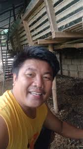 Paglilinis ng kulungan ng kambing