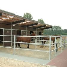 Bildergalerie Stall Aussenboxen Mit Paddock Horse Barn Ideas Stables Small Horse Barns Dream Horse Barns