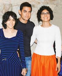 With Daughter Ira Khan And Wife Karan Rao Bollywood Celebrities Bollywood Stars Bollywood