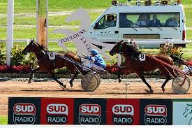 Le quinté+ du samedi 15 mai est programmé sur l'hippodrome de vincennes dans la discipline du trot. La Photo De L Arrivee Du Prix De La Federation Du Sud Ouest Course Pmu Du Mardi 8 Septembre 2015 Toulouse