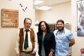 Animal clinic is pleased to serve stockton, ca and the surrounding areas. A Pet S Best Friend Venetian Pet Hospital Lincoln Center Shops