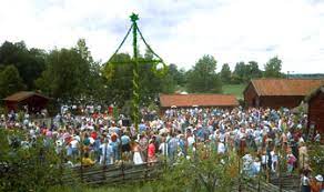Für diese sternzeichen ändert sich ab dem 21. Mittsommer 2021 In Schweden Schwedisches Midsommar Fest Und Sonnenwendfeier