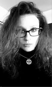 Tara Inman's Instagram, Twitter & Facebook