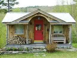 The airy,open space granny pod. Granny Pod Photos That Prove These Homes Can Be Gorgeous